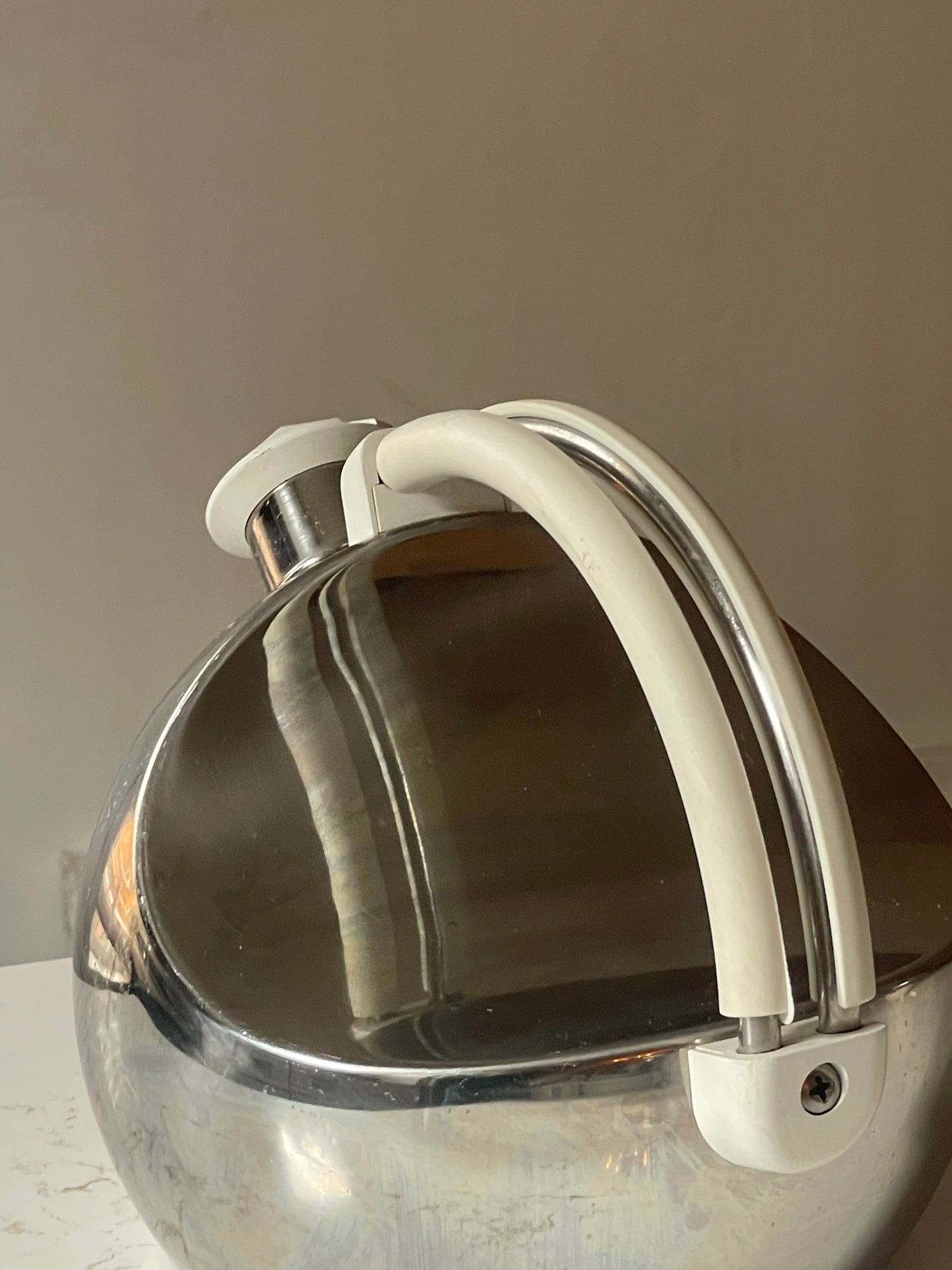 Rare CARLO GIANNINI Postmodern White & Chrome Whistling Italian Stove Top Tea Kettle