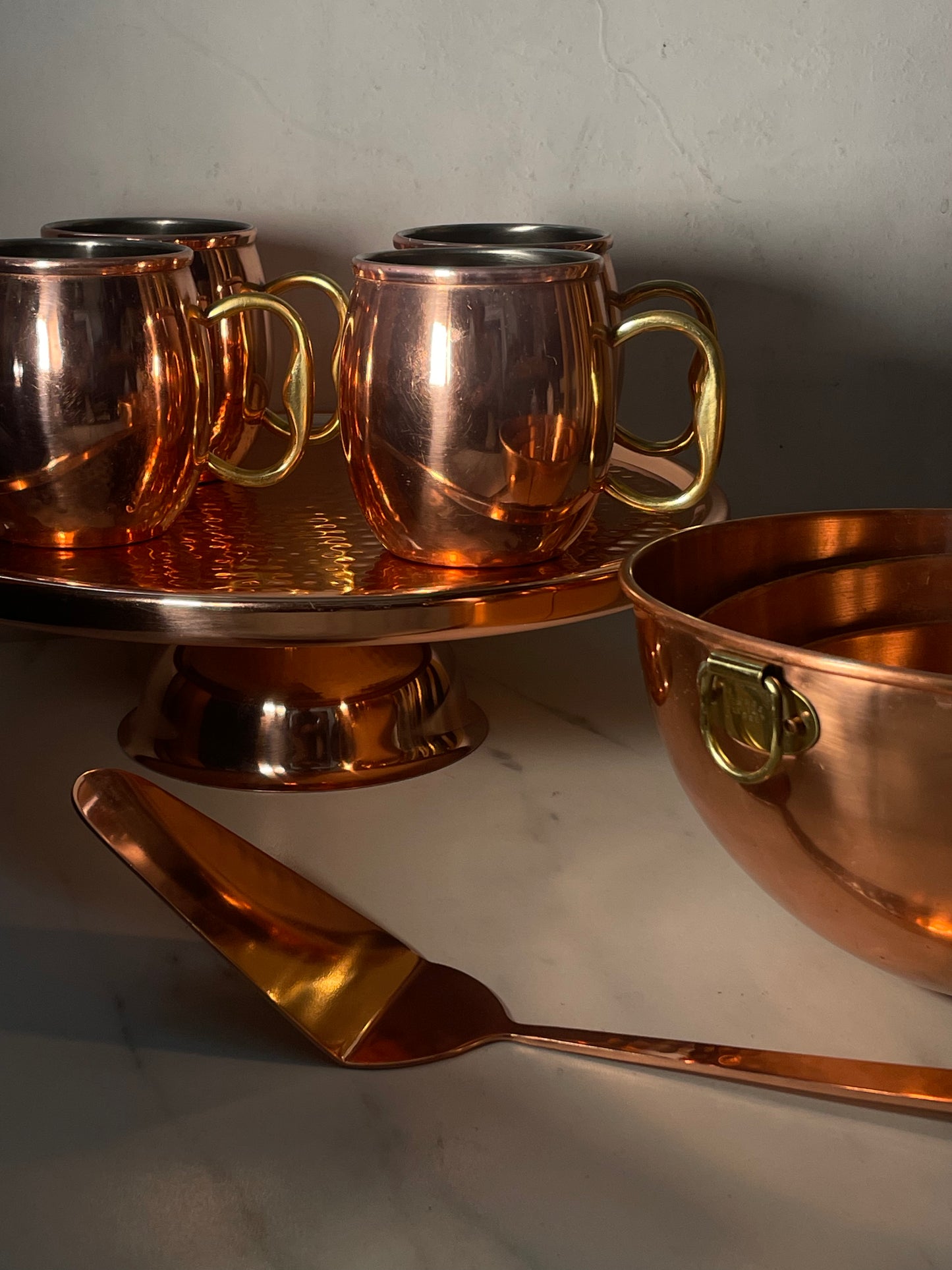 Godinger Hammered Copper Footed Cake Stand with Server