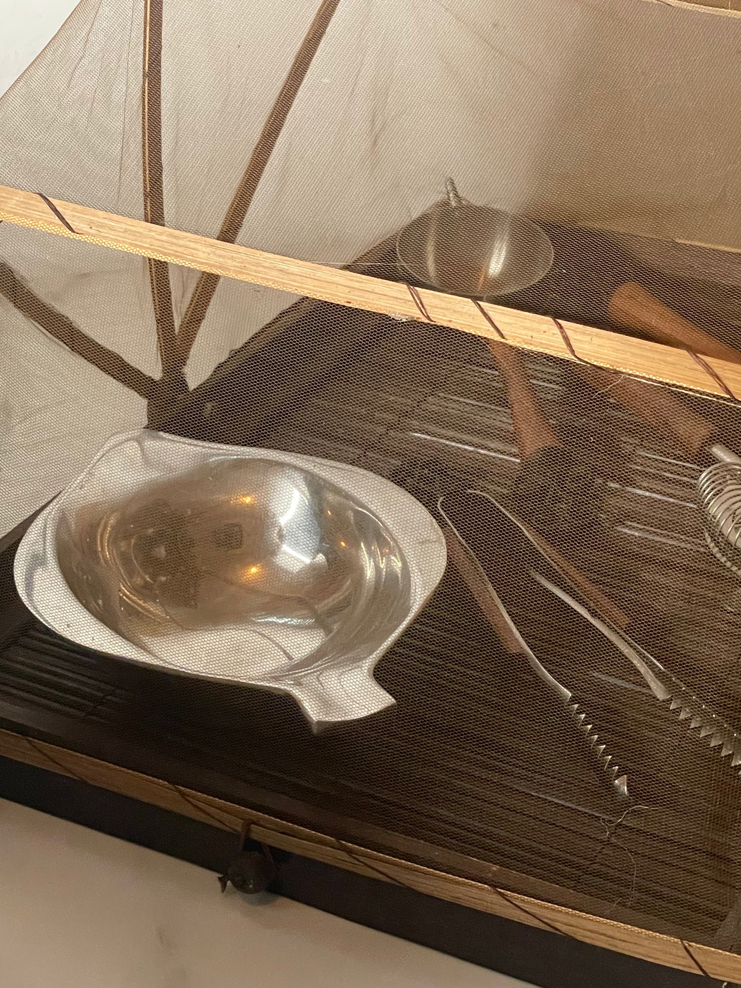 Folding Sheer Canopy Vintage Tray with Steel Tongs, Strainer, Measuring cup, Skewer, Tongs and Mixing Spoon