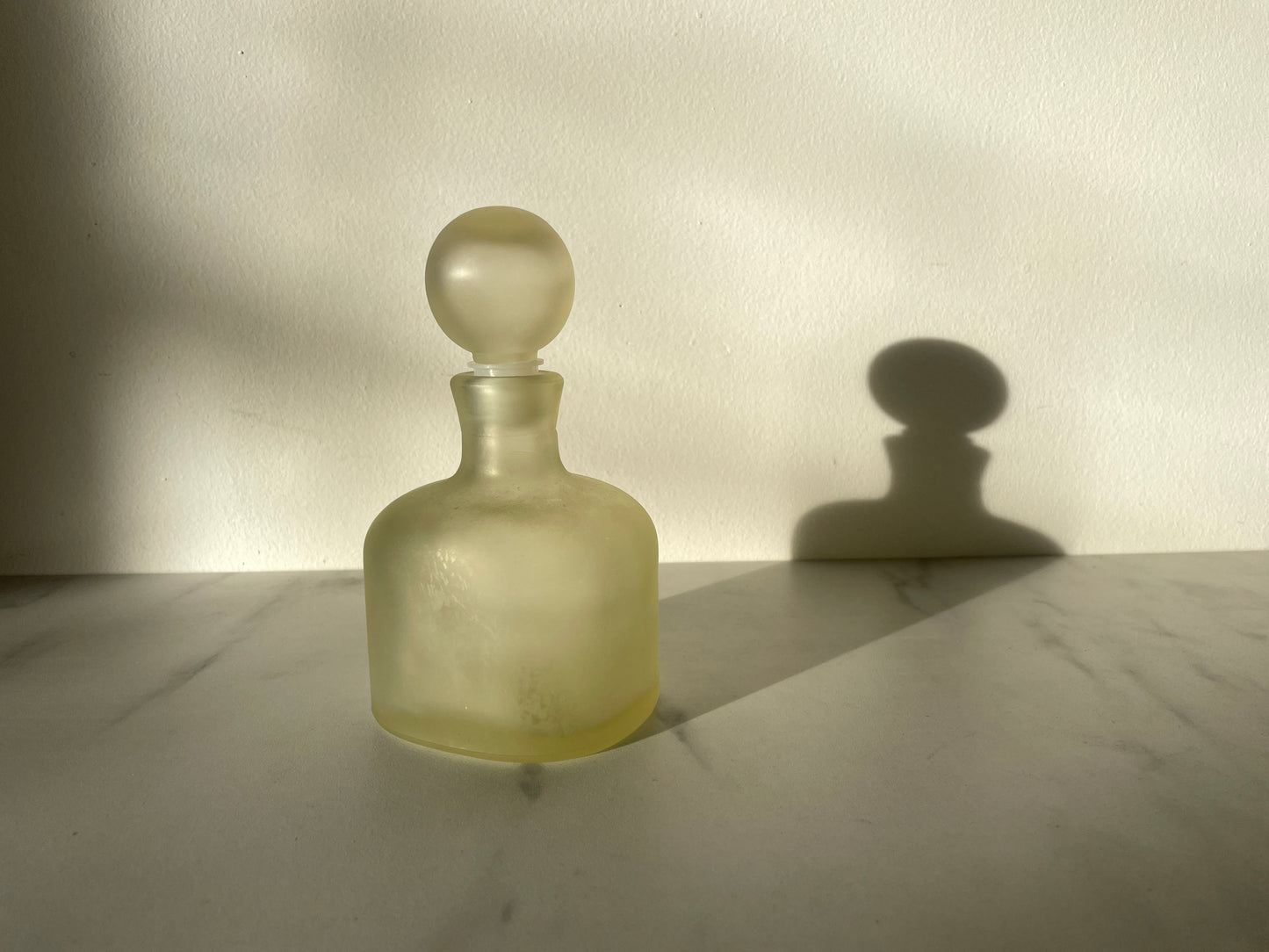 Smokey Yellow Body Oil Bottle