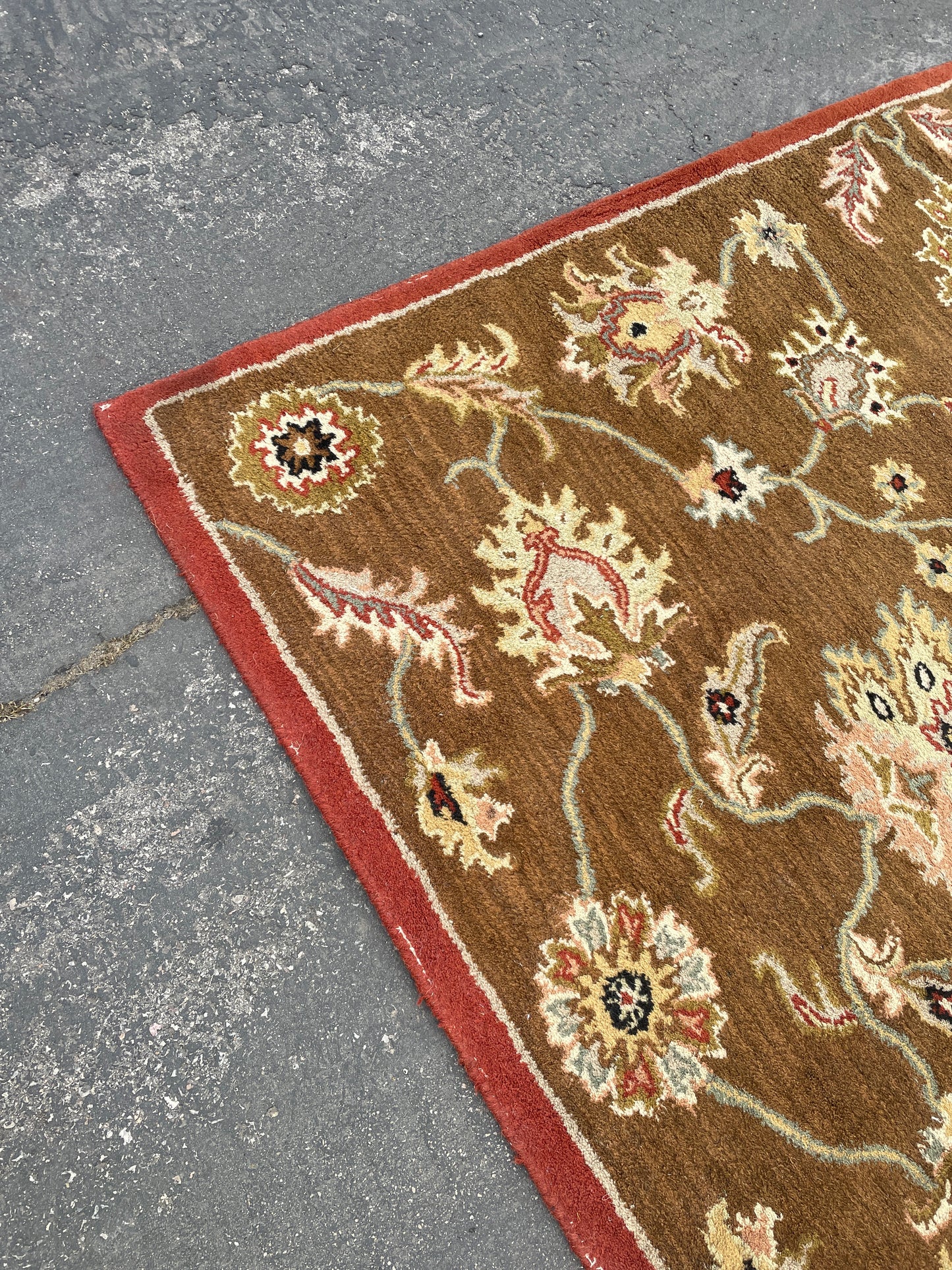 Shalimar Hand-tufted Rust and Brown Floral Wool Area Rug 5x7