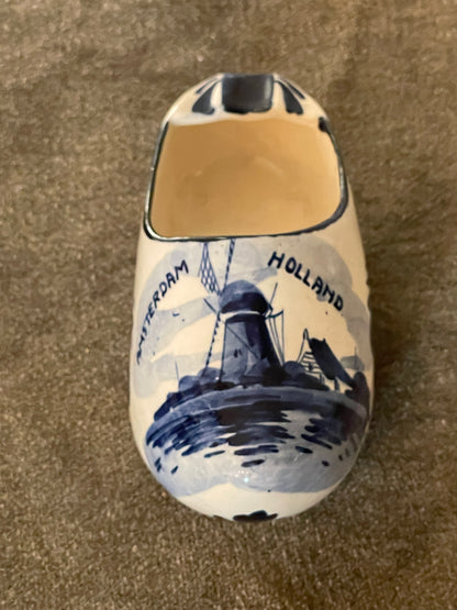 Delft Porcelain Clog Ash tray  Handpainted in Holland
