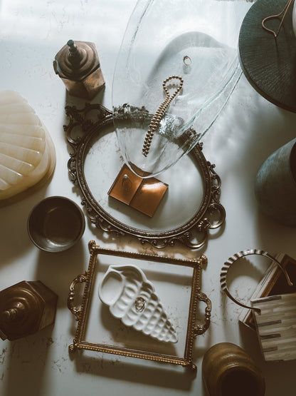 White Ceramic Shell Plate