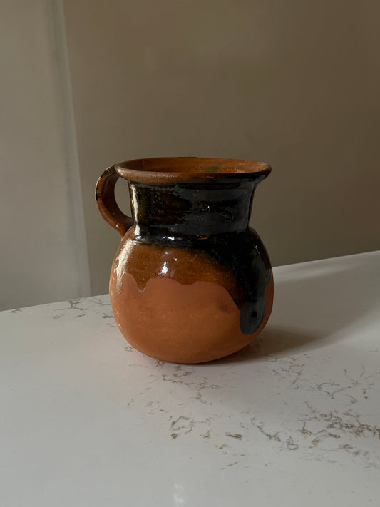 Handcrafted Red Clay with Green Brien Glaze by León Artesentas