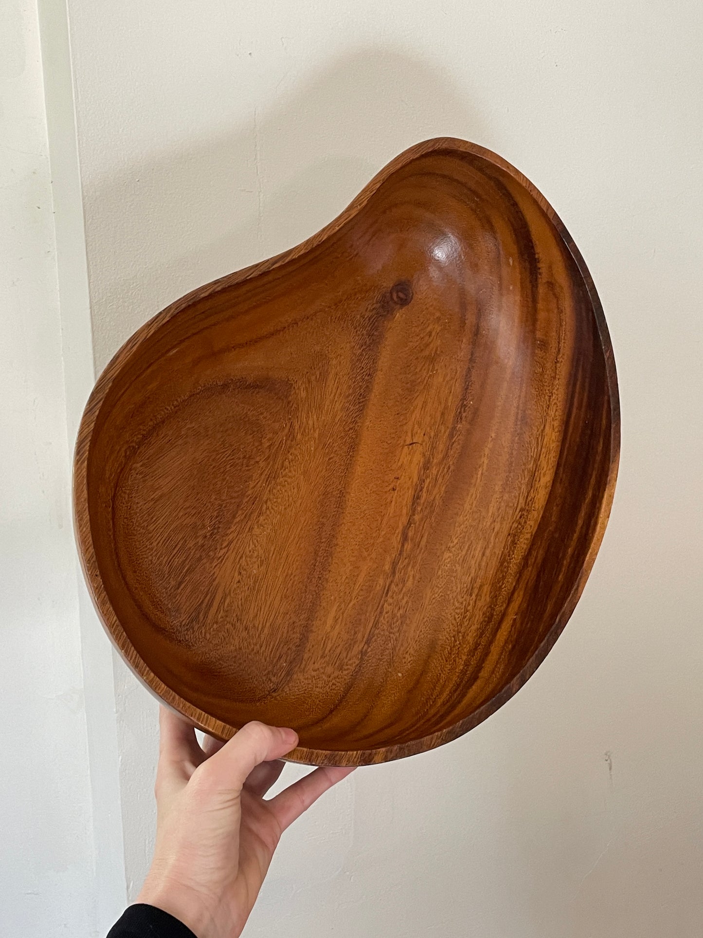 Kidney Bean Salad Bowl with 2 Vintage Winsome Bowls and serving spoons