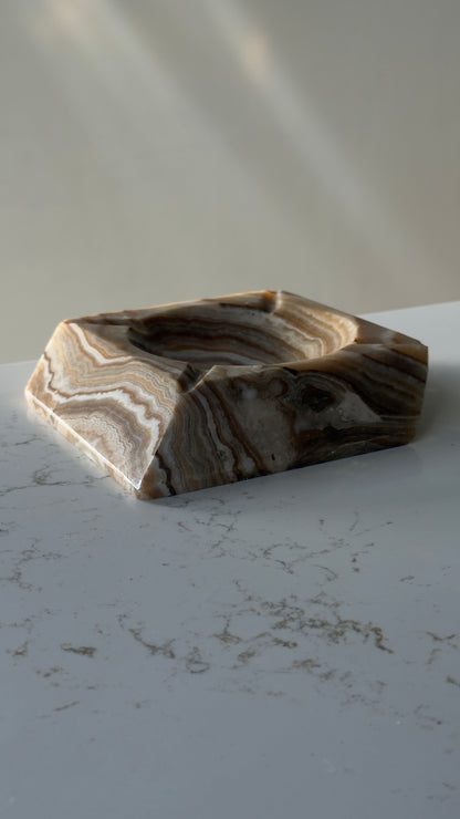 Vintage ~1960 Tapered Edge Onyx Ashtray