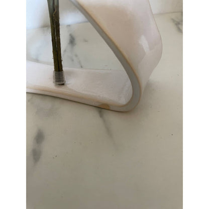 Cream White Forget Me Knot Dried Flower Sprig Display Vase