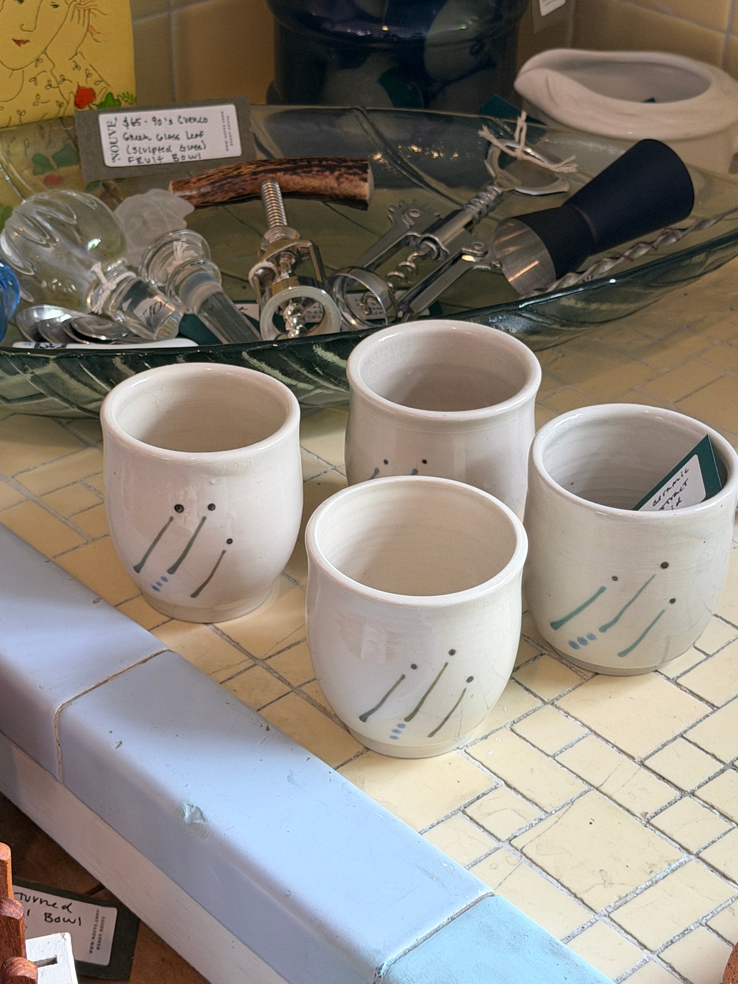 Handcrafted Ceramics Cups with Abstract a Minimalist Asteroid Design - Set of 4