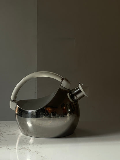 Rare CARLO GIANNINI Postmodern White & Chrome Whistling Italian Stove Top Tea Kettle