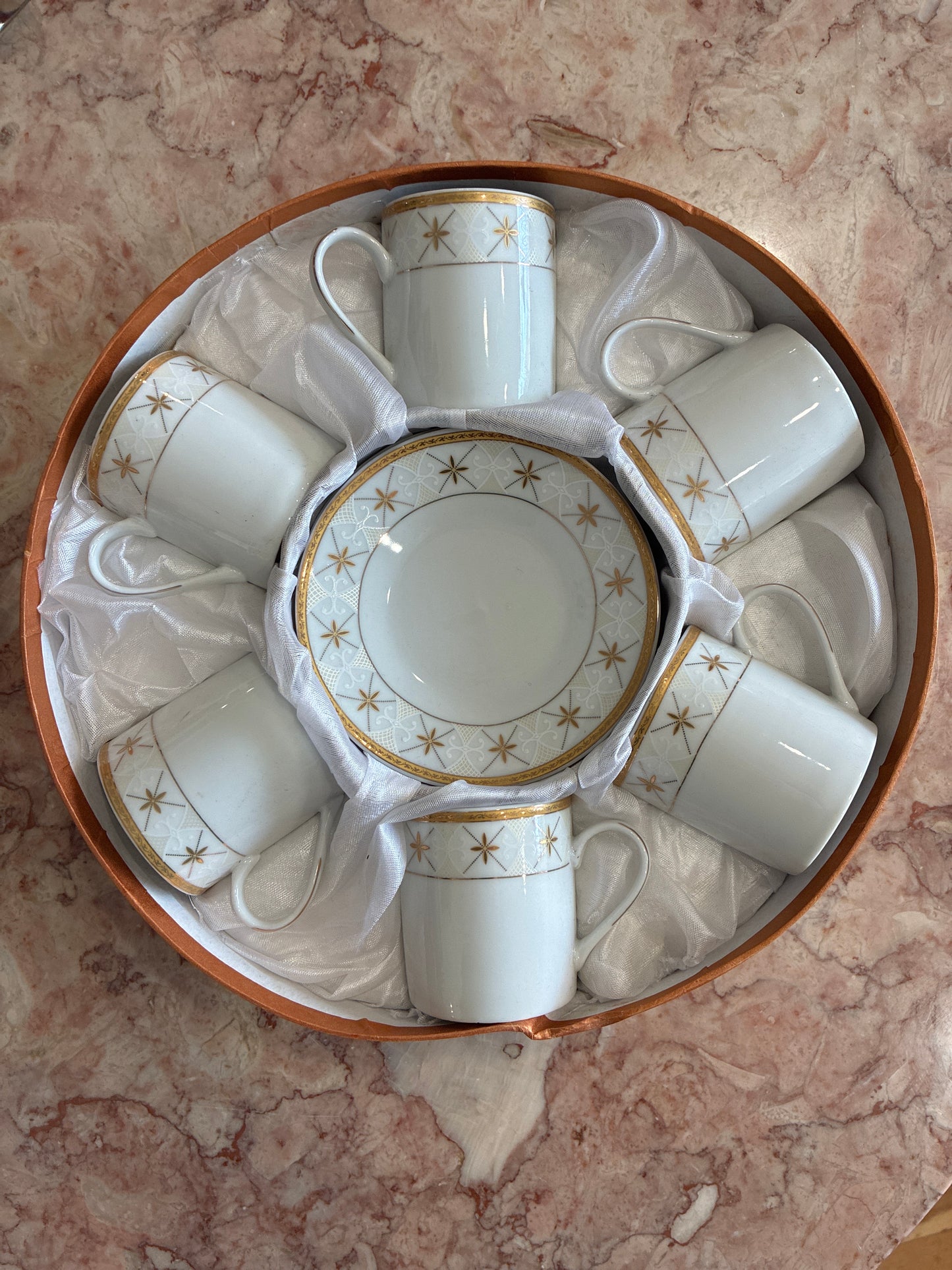 German Fine Porcelain Gold Starburst Cup and Saucer Set of 6 in Box