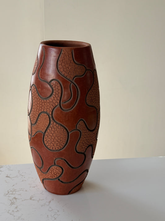 Handcrafted Terracotta Dual Textured Puzzled Plains Vase