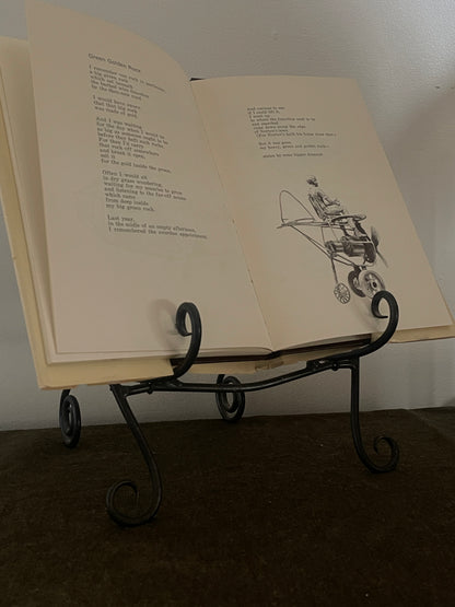 Welded Swirly Metal Easel, Book Display