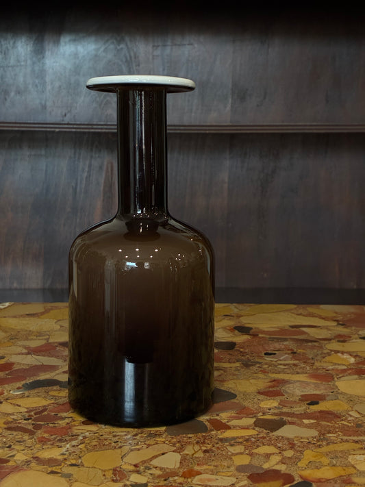 1960 Otto Brauer for Holmegaard, Denmark “Gulrrase”Brown and White Casing