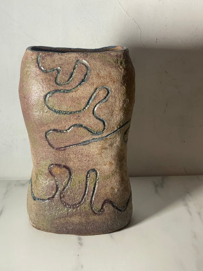 "Rivers" Hourglass Dual-Sided Narrow Vase