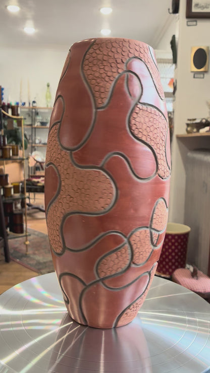 Handcrafted Terracotta Dual Textured Puzzled Plains Vase