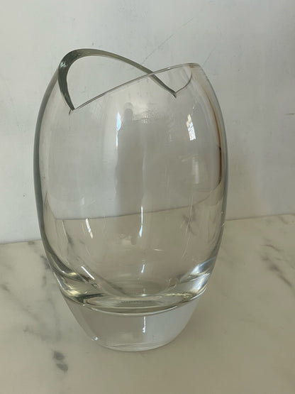 Polish Tarnow Tulip Glass-blown Vase